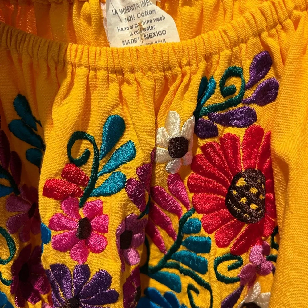 Yellow Mexican theme embroidered flowers Off-Shoulder Puff Sleeve Sundress sz xl - Picture 2 of 11
